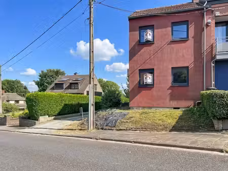 maison + entrepôt de 250m²
