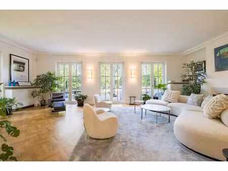 errera - villa entièrement rénovée sur 11 ares
