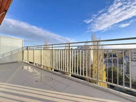 appartement 3 ch + 2 terrasses + garage et cave