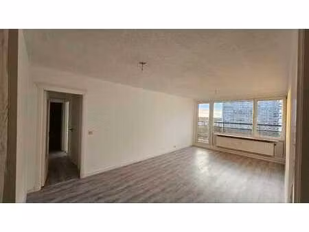 appartement 2 ch + bureau  terrasse  vue panoramique