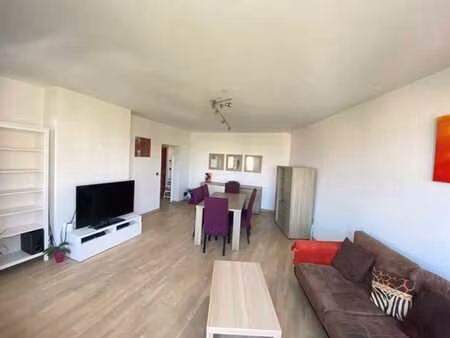 lumineux appartement 1ch. avec balcon