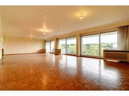 souverain: bel appart. 155m² 2 chbres  sdb  terrasse garage