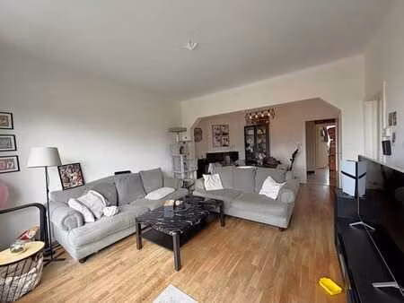 thieffry /bel appartement de 95m²  3ème étage sans ascenseur