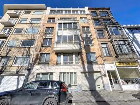 appartement 2 chambre - terrasse + parking