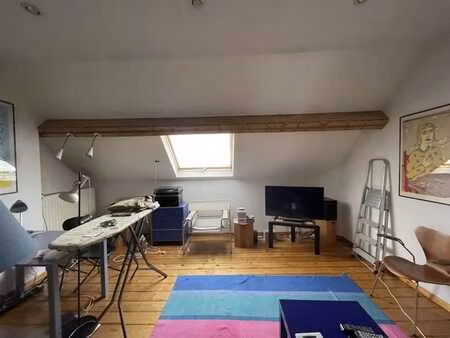 parc cinquantenaire! beau duplex non meublé à louer