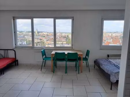 studio meublé à louer à jette  vue panoramique