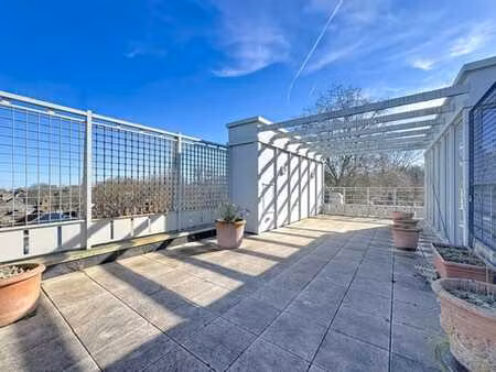 penthouse triplex - terrasse de ±35 m² - parkings
