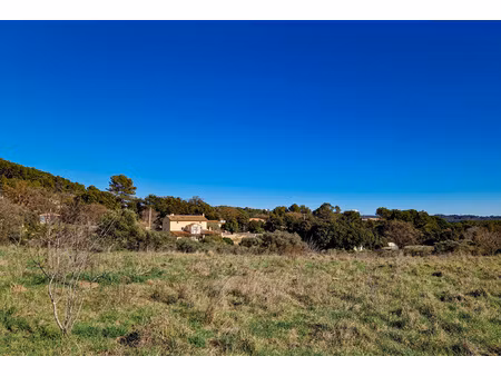 proche lorgues terrain à batir de 620m2