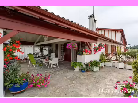 vente maison 7 pièces 235 m² à la bastide-clairence (64240)  760 000 €