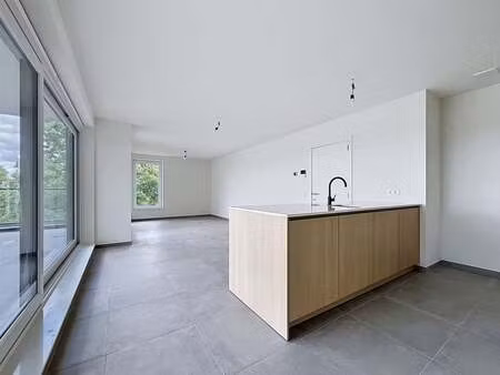 appartement à louer à oostakker € 1.250 (lp5m8) | zimmo
