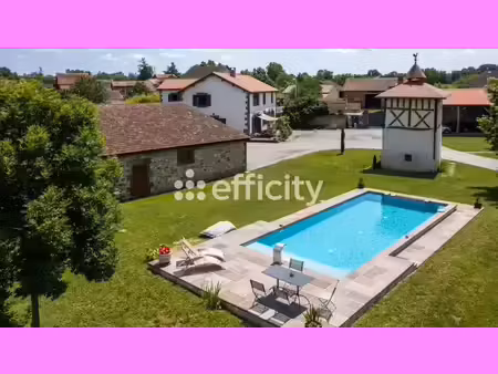vente maison 8 pièces 306 m² à maringues (63350)  990 000 €