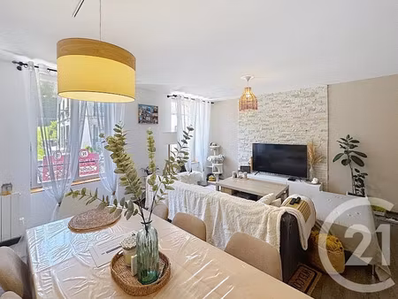 vente appartement 3 pièces 66.35 m² à le puy-en-velay (43000)  139 900 €