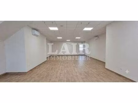 location bureaux et commerces à alençon (61000) : à louer / 180m² alençon