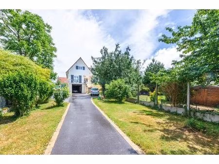 maison 7 pièces de 160 m² à saintry-sur-seine