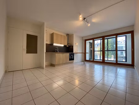 appartement 1 pièce(s) 43 m2