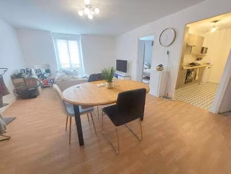 vente immeuble à guichen (35580) : à vendre / 198m² guichen