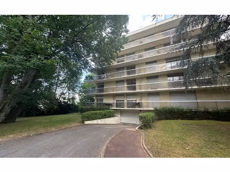 location appartement  79.26 m² t-4 à brunoy  1 450 €