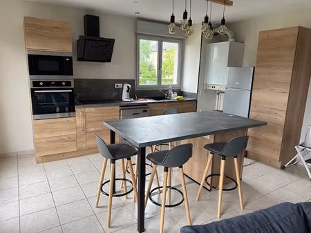 appartement contemporain avec terrasse  au sein d'une réside