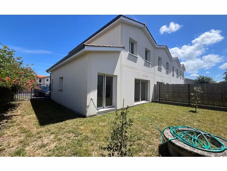 location maison  m² t-5 à gujan-mestras  1 500 €
