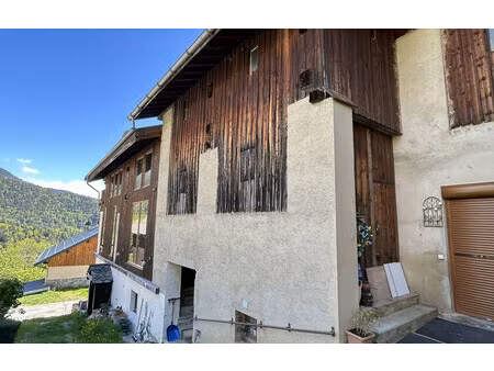 maison de 200 m² à la lechere - 121 000 €