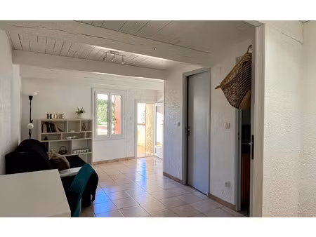 location maison  33 m² t-2 à saint-bauzille-de-montmel  515 €