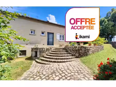 maison de 123 m² à st cyr - 198 000 €