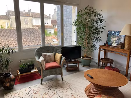 location appartement 4 pièces 78 m² à libourne (33500)  920 €