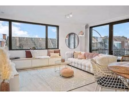 appartement prêt à emménager avec 2 chambres et place de pa