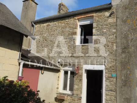 maison à vendre à 5 min de pré en pail - réf: a14436