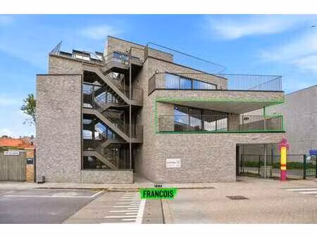 appartement de 2 chambres avec 2 terrasses à poperinge