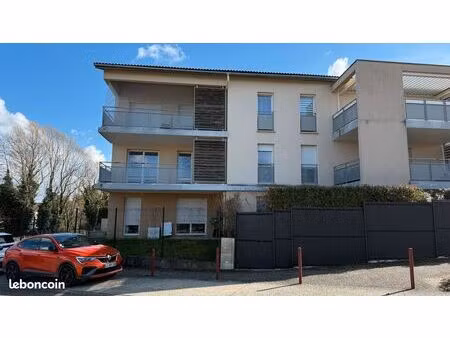 appartement t3 de 65 m² avec garage – centre de four