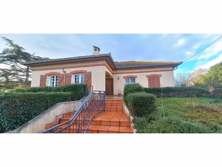 maison traditionelle t4 sur sous-sol avec terrain de + 2800m