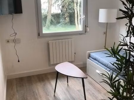 appartement 1 pièce 17 m²