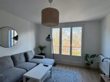chambre 1 pièce 11 m²