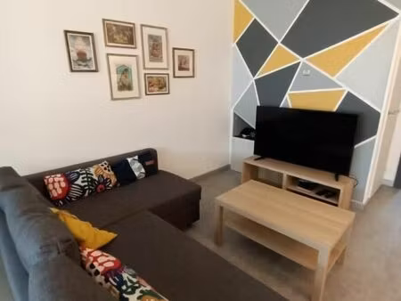chambre 1 pièce 12 m²