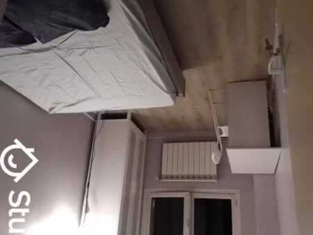 chambre 1 pièce 9 m²