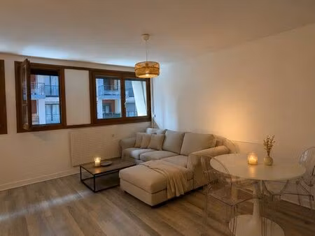 appartement t2 rénové à neuf – 1 chambre – saint-étienne