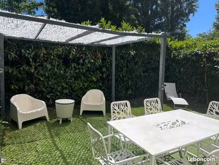 t2 meublé avec jardin