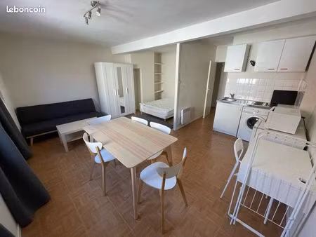 appartement t2  1 grande chambre hyper centre secteur place grenette