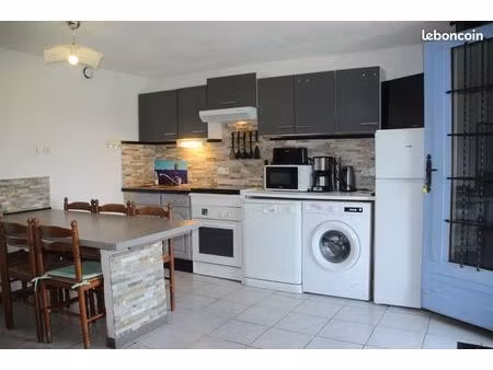 appartement en rez de villa de septembre à juin 27