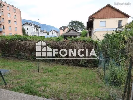 studio 1 pièce 18 m²