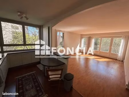 appartement 3 pièces 77 m²