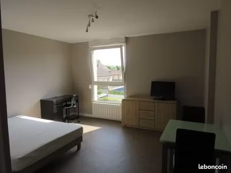 reims   location studio avec place de parking