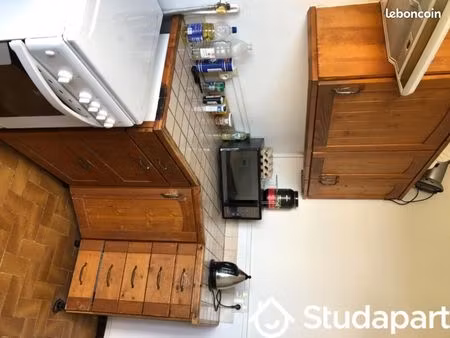 chambre 1 pièce 14 m²