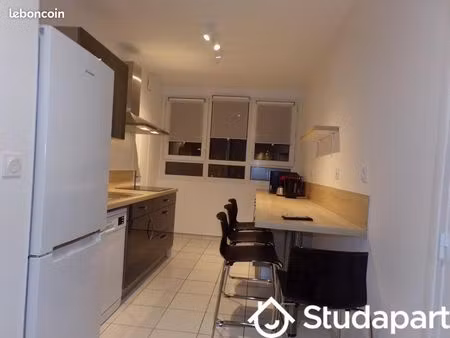 chambre 1 pièce 12 m²