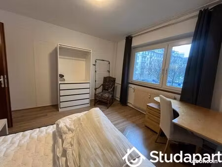 chambre 1 pièce 37 m²