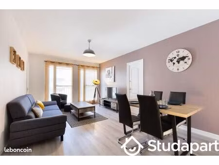 chambre 1 pièce 11 m²