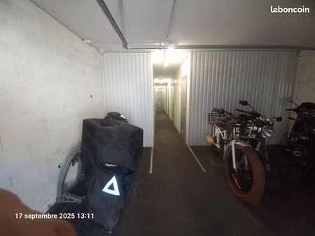 box à louer de 9m²