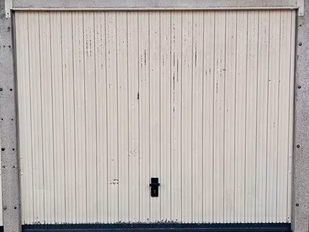 location garage / box melun