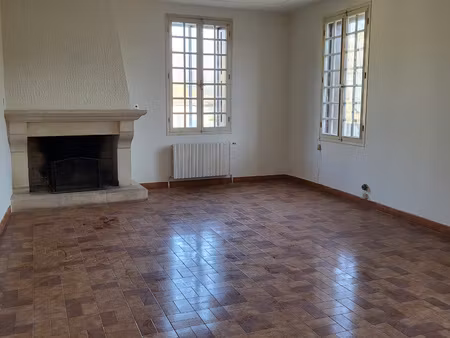 location avec garage et jardin